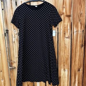 Old Navy Black Polka Dot T-shirt Dress Flare Swing
Size Small